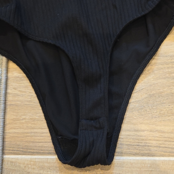Victoria SPORT Black Bodysuit - Picture 6 of 6